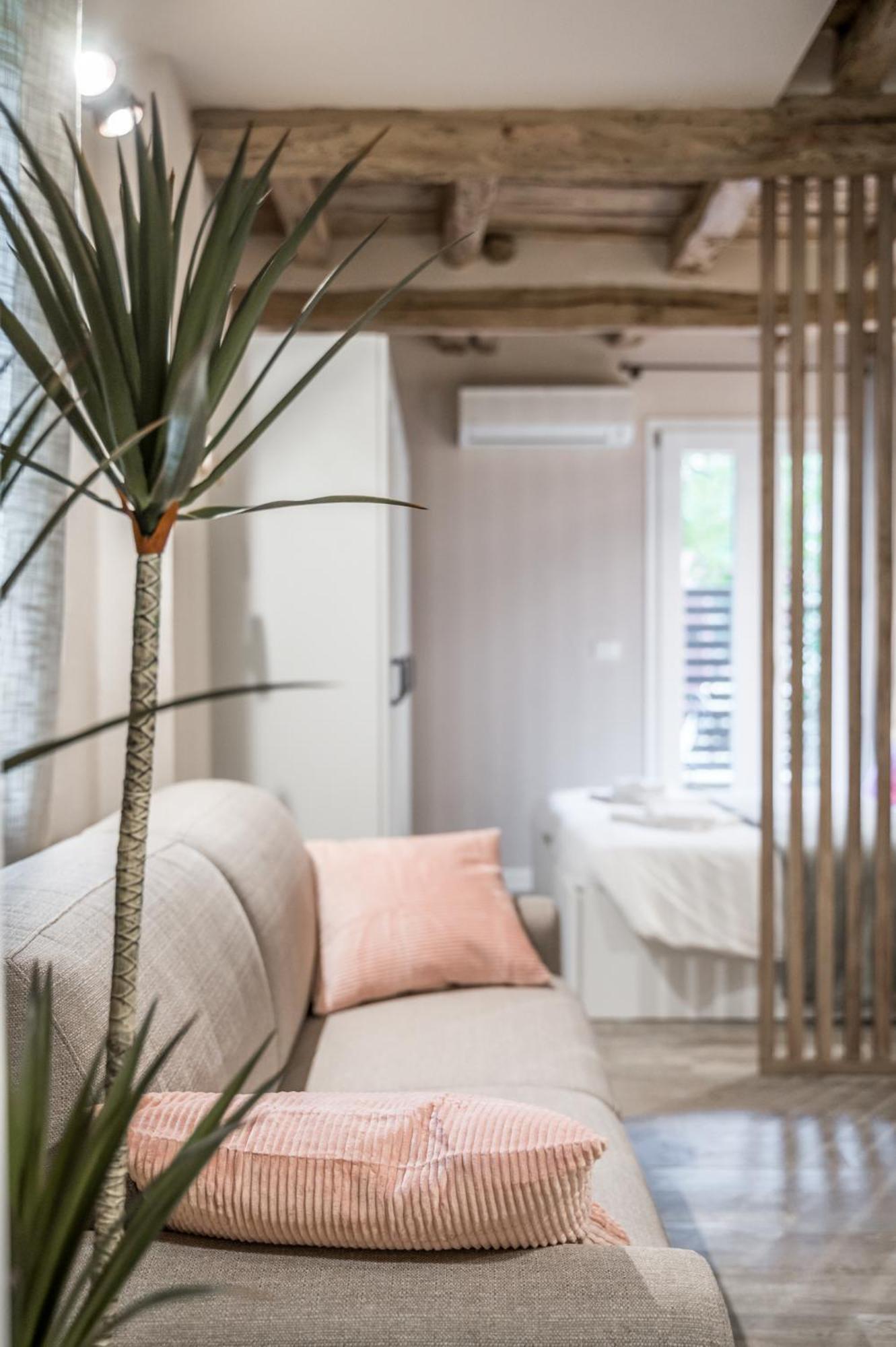 Broccaindosso Wood Apartments 5* Болонья Экстерьер фото